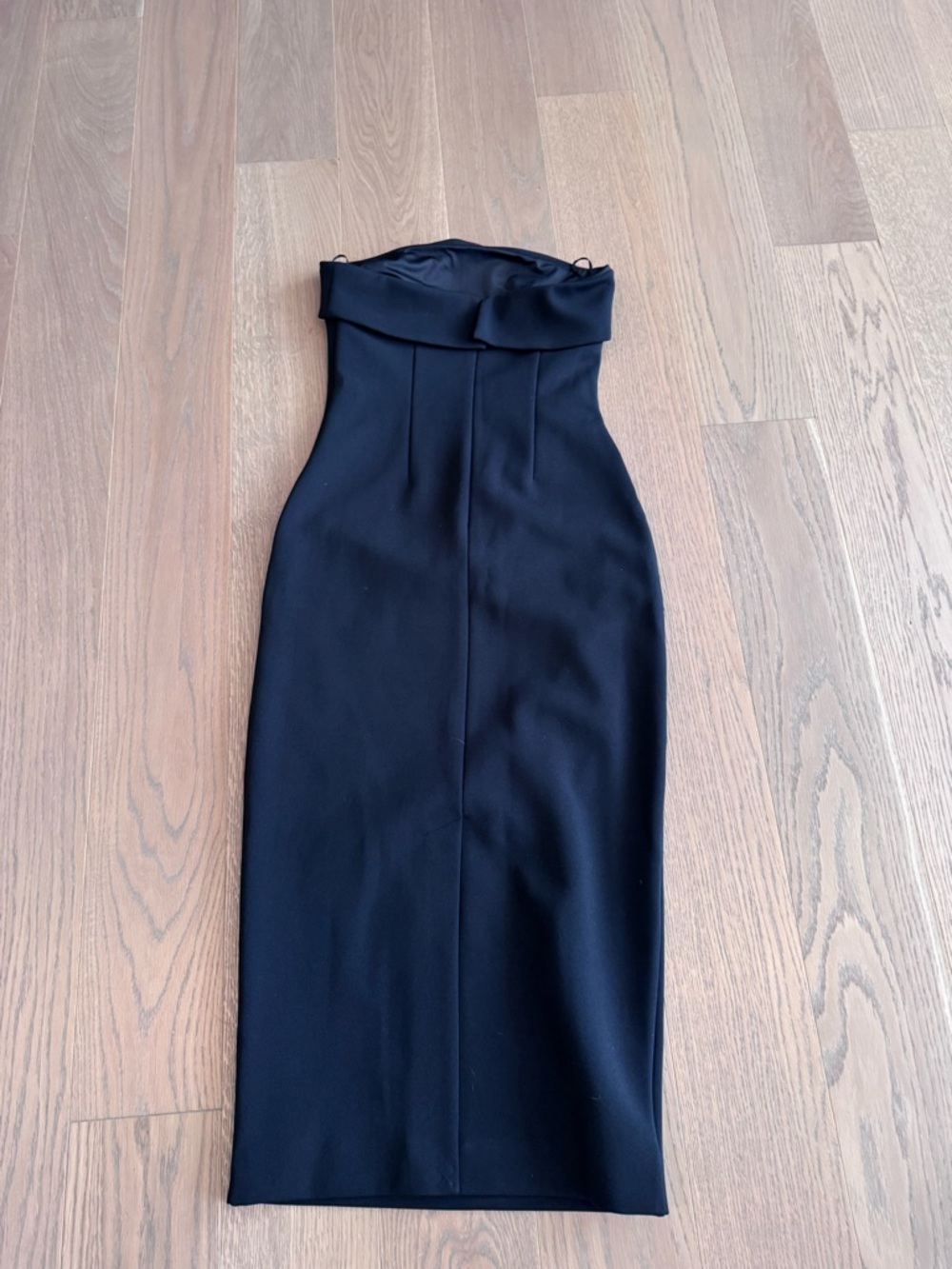 Aritzia dress - Picture 4 of 4